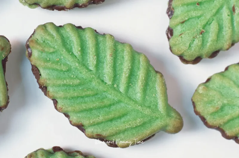 Italian Leaf Cookies (With Pistachio)