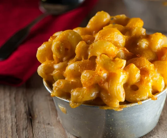 Easy Pumpkin Mac & Cheese