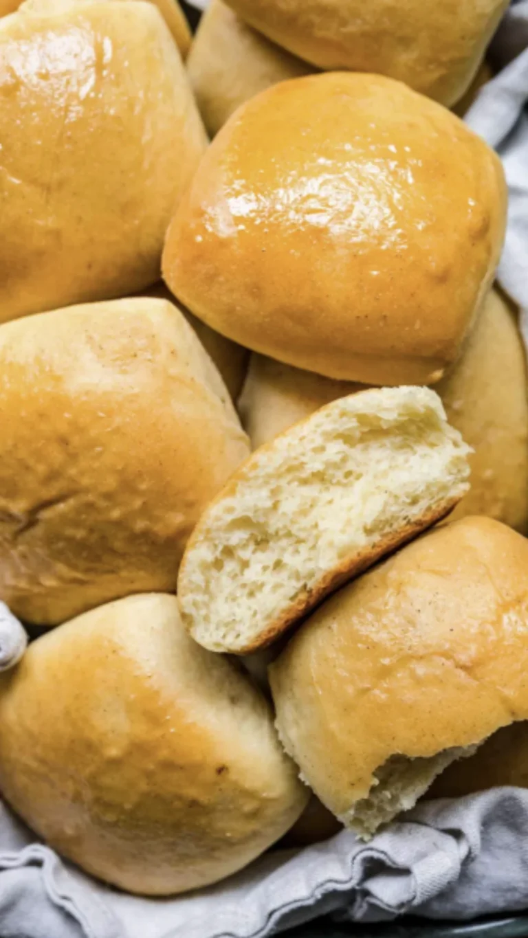 Copycat Texas Roadhouse Rolls